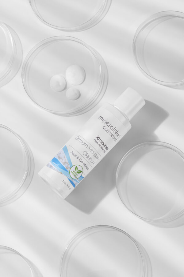 Smooth Moisture Cleanser